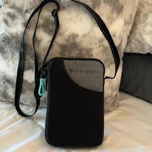 Sherpani crossbody